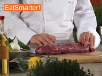 Wie Sie Kalbsfilet richtig entsehnen und hacken