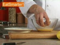 Wie Sie Fischfilets richtig panieren