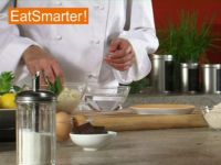 Wie Sie mühelos gleichmäßige Topfenknödel formen