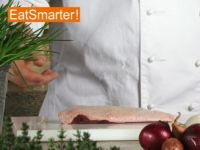 Wie Sie Entenbrustfilet gekonnt in Scheiben schneiden