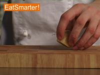 Wie Sie Ingwer ganz einfach in Würfel schneiden