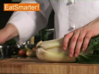 Wie Sie Mangold richtig schneiden