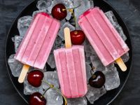 Kirsch-Joghurt-Popsicles