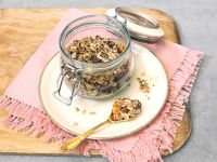 Knusper-Müsli mit Mango und Kokosöl Rezept