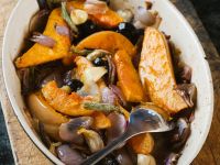 Kürbis mit Oliven aus dem Ofen Rezept