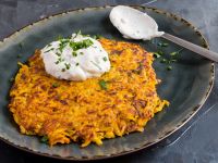 Kürbis-Rösti mit Kräuterquark