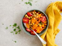 Kürbis-Tomaten-Pfanne Rezept