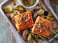 Lachs mit Ofengemüse Rezept
