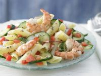 Lauwarmer Nudel-Gurken-Salat Rezept