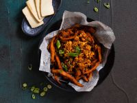 Loaded Sweet Potato Ofen-Pommes Rezept