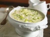 Mais-Kartoffel-Suppe mit Lauchzwiebeln Rezept