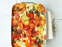 Makkaroni-Auflauf mit Tomaten und Kräutern Rezept