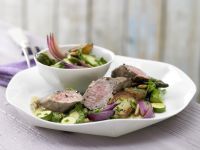 Mariniertes Lammfilet mit Knoblauch Rezept