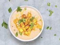 Maronensuppe mit Birnen-Nuss-Topping