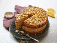 Möhrenkuchen mit Nussglasur Rezept