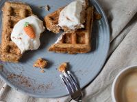 Möhrenkuchen-Waffeln Rezept