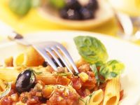 Nudeln mit Gemüsesauce Nudeln mit Gemüsesauce