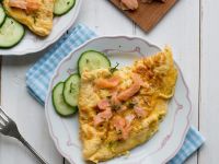 Omelette mit Lachs und Gurke Rezept