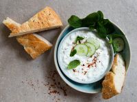 Orientalischer Joghurt-Dip Rezept