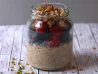 Overnight Oats mit Beeren Rezept