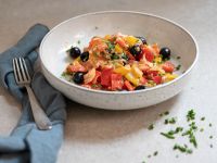 Paprikapfanne mit Schafskäse Rezept