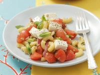 Pastasalat mit Schafskäse und Wassermelone Rezept
