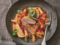 Piccata milanese mit hausgemachten Garganelli Rezept