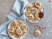 Pistazienkekse mit Goji-Beeren Rezept