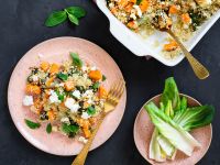 Quinoa-Auflauf mit Mangold, Feta und Minze Rezept