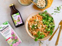 Quinoa-Möhren-Salat mit Mariendistel-Kräuter-Vinaigrette Rezept