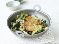 Reisnudeln mit Spinat und Tofu Rezept