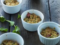 Rhabarber-Crumble Rezept