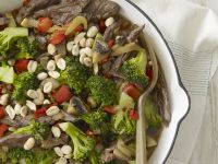 Rinderstreifen mit Erdnüssen und Brokkoli Rezept