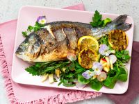 Rosmarin-Dorade vom Grill Rezept
