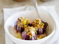 Rote Beten Knollen mit Linsen gefüllt dazu Apfelsoße Rezept