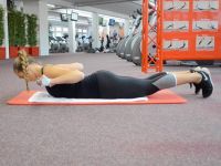 Rückentraining: Brustschwimmen