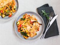 Schnelles Reis-Ofen-Gemüse mit Hähnchen Rezept