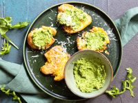 Smashed Potatoes mit Pesto Rezept
