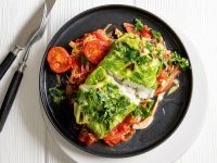 Spitzkohl-Fisch-Rouladen mit Kräutern Rezept