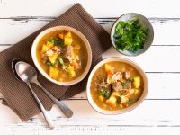 Steckrübeneintopf mit Rindfleisch Rezept