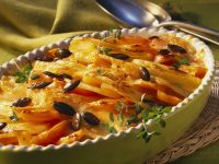 Süßkartoffel-Karotten-Gratin mit Kürbiskernen Rezept