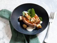 Süßkartoffelkumpir mit Tofu und Limettenjoghurt Rezept