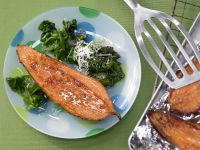 Süßkartoffeln mit Spinatsalat Rezept