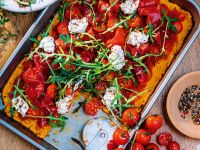 Süßkartoffelpizza mit gepfeffertem Ricotta und Bresaola Rezept