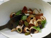 Tintenfisch in pikanter Tomatensauce Rezept