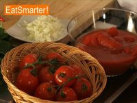 Eine klassische Tomatensauce zubereiten