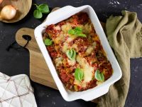 Überbackene Nudeln mit Tomatensoße und Käse