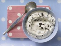 Vanillepudding mit Schokoraspeln Rezept