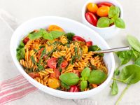 Vegetarischer Nudelsalat Rezept