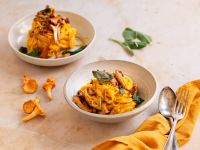 Vollkorn-Pasta mit gebratenen Pilzen Rezept